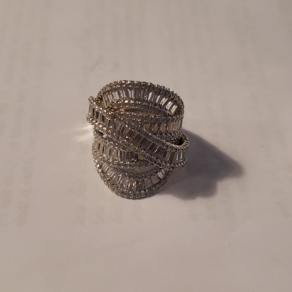 Sterling Silver Ring - Picture 6 of 7